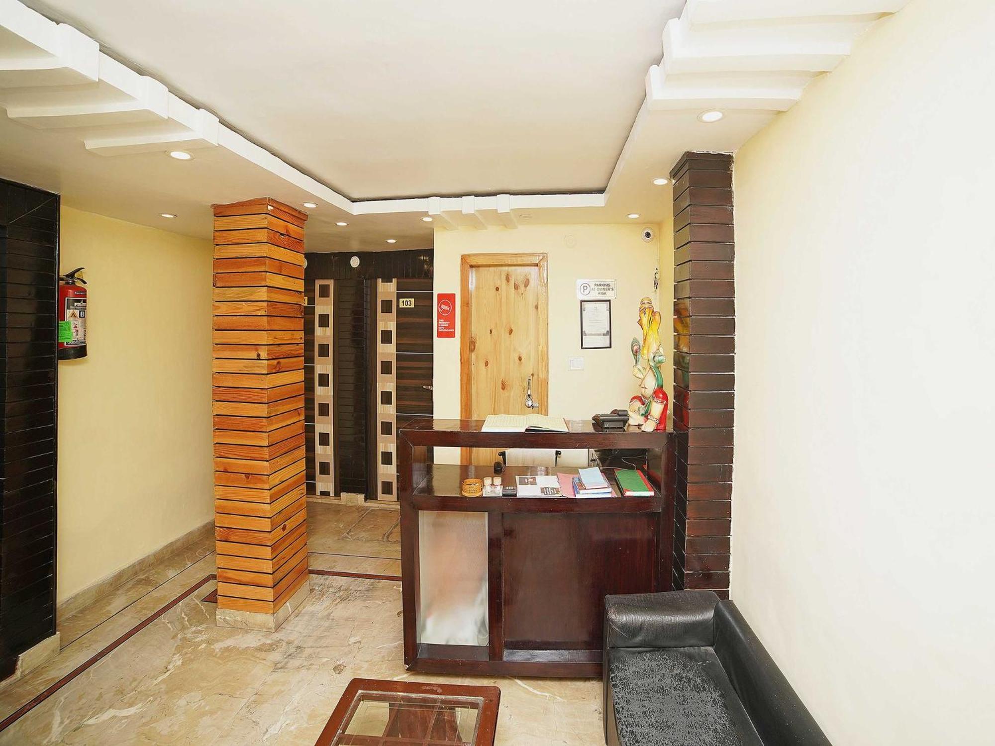 Oyo8594金巢酒店 奈尼塔尔 外观 照片